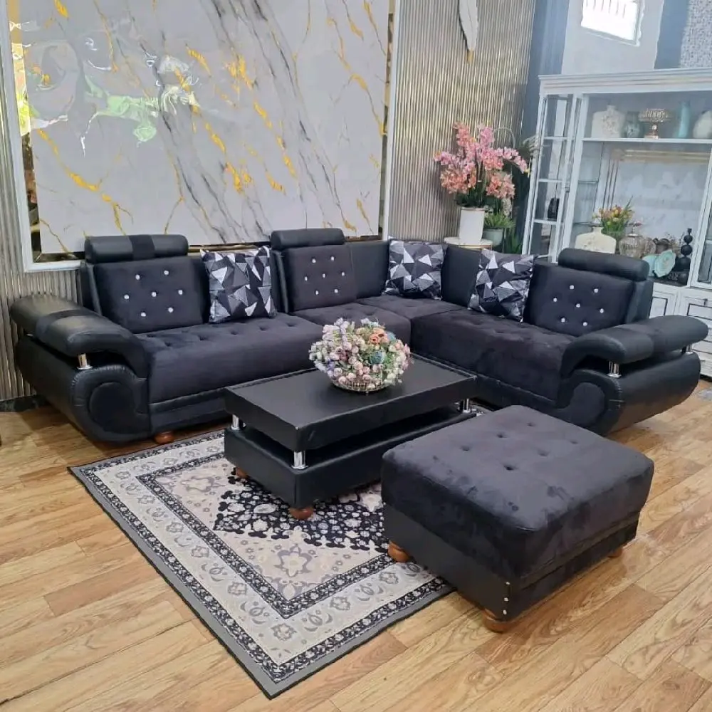 Set Sofa Ruang Tamu Modern dengan Bantal Hiasan dan Meja Kaki - Desain Elegan untuk Ruang Tamu Anda