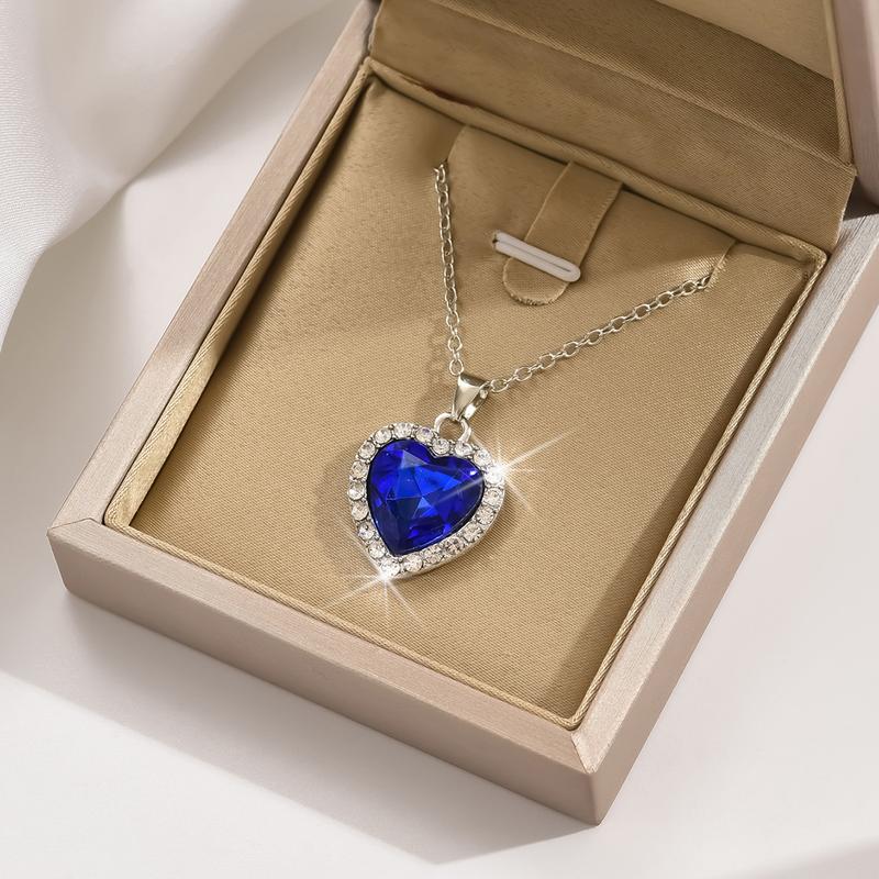 Product Introduction of Fashion Wholesale Heart-Shaped Pendant Necklace Full of Diamonds Cross-Border Best Seller in Europe and America 13