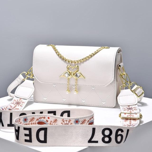 Product Introduction of Tas Cantik Wanita dari Brand Terkenal 1
