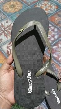 Product Review of Sendal bosvelt yang lagi trend di masa kini from R**a R**i a**m 1
