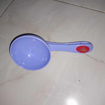 Product Review of Centong Sendok Cetakan Nasi Bulat Setengah Lingkaran alexish Mamiku / sekop nasi / Rice Mould Ladle from R**h 0