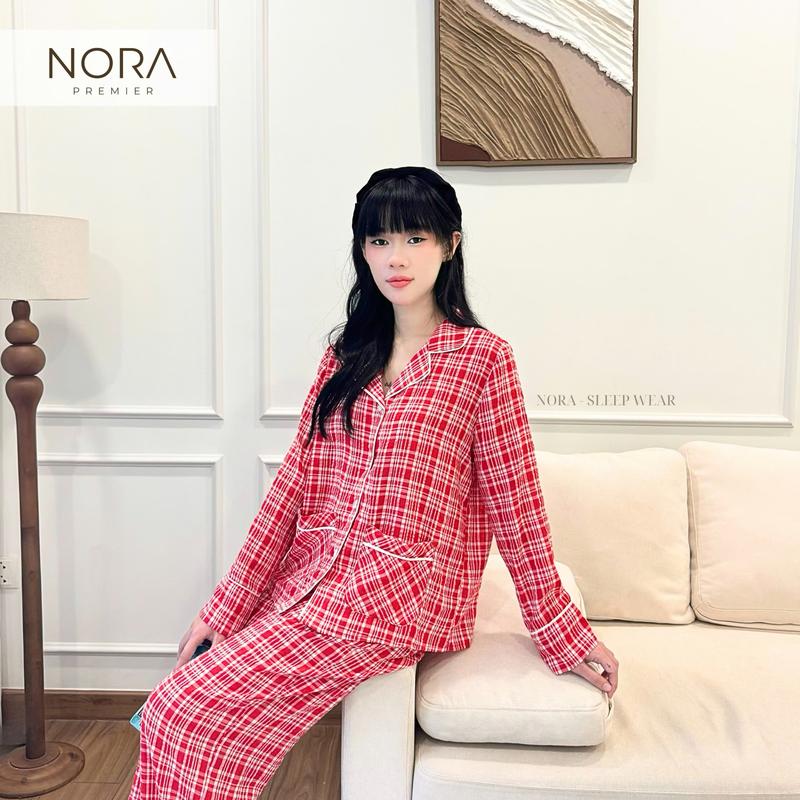 Bộ đồ ngủ nữ pijama chất liệu vải coton cao cấp, họa tiết kẻ sọc caro 2 màu xanh đỏ MS2936T Women