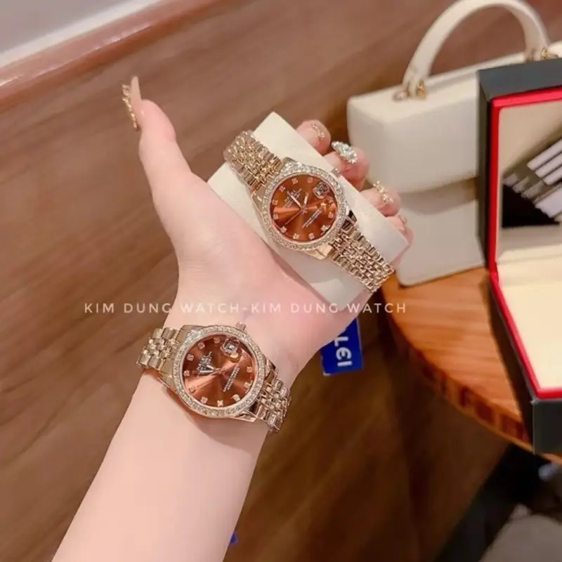 A8 Đồng hồ thời trang nữ đính đá Size 30mm có lịch ngày thép không gỉ chống nước 3ATM sang trọng Watch Women B8 Đinh 0