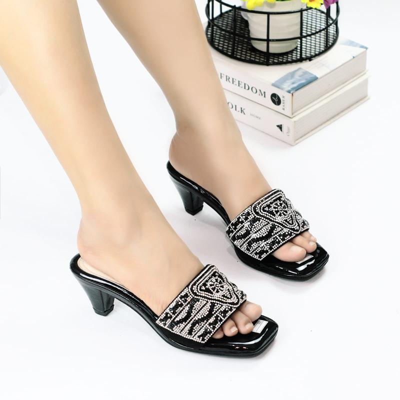 GV 52 - Sandal heels wanita elegan hak lancip 5 cm model kokop variasi permata - MERLIN 1