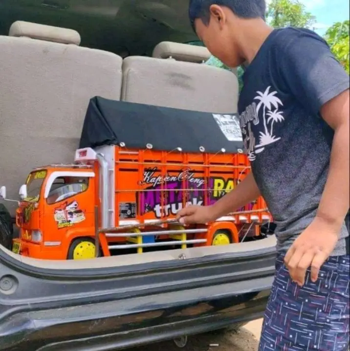 Promo miniatur truk oleng kayu asli jumbo besar 42 cm variasi lampu leed dan terpal visa belok oleng gasruk Anak Hadiah Kado Led Control Mainan Roda 0