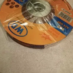 Batu Gurinda Poles WD 4 inch / Mata Asah Gerinda WD 4" X 6 MM ECER