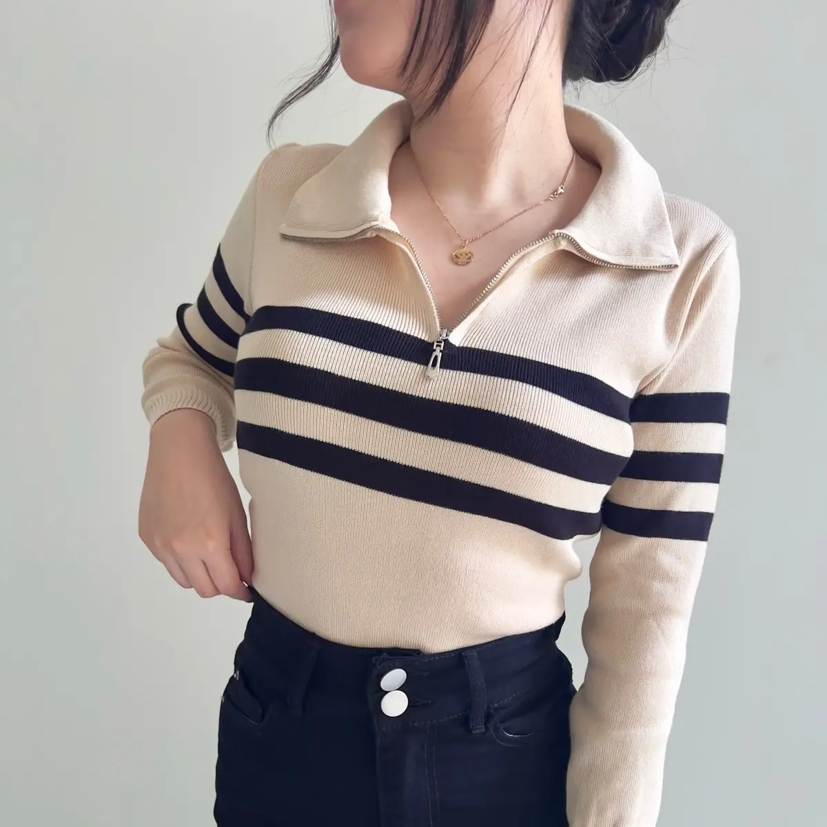 KLAVEE — YUNA KNIT ZIPPER TOP / Atasan Rajut Long Sleeve Wanita / Korean Style Loose Fit