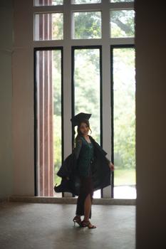 Product Review of Rok batik slimfit | bawahan kebaya kamen jadi rok kebaya rok batik rok songket batik bali from S**v 2