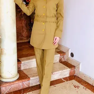 Setelan blazer celana panjang wanita , setelan blazer celana panjang