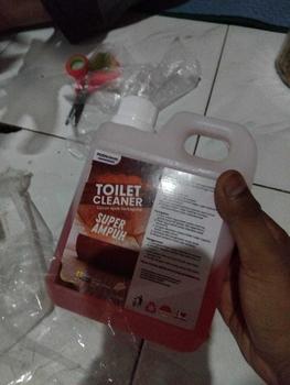 Product Review of PUSHCLEAN TOILET CLEANER CAIRAN PEMBERSIH KAMAR MANDI WARNA PINK PEMBERSIH KERAK TOLET CLOSET KRAN WASTAFEL TOREN from u**7 1