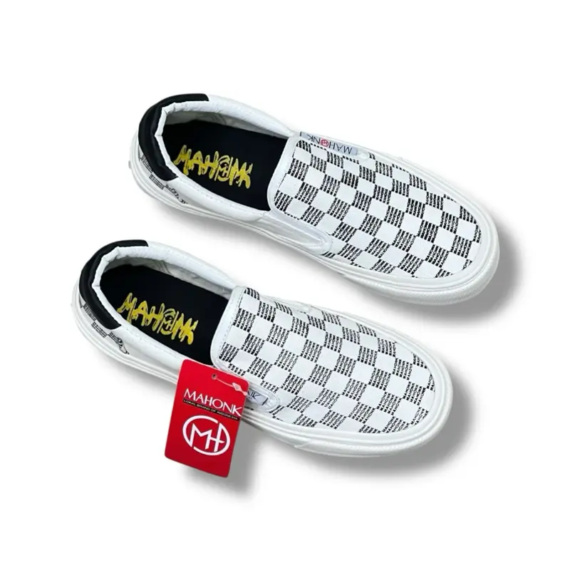 SEPATU MAHONK - Slip On New Arrival Bisa Cod Motif Catur Og Mahonk Full cream 1