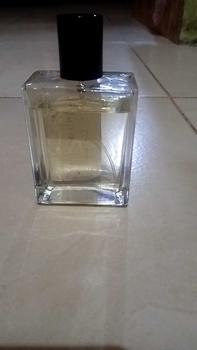 Product Review of Parfum Aprilia 00NE M. LVKY segar dan tahan lama from a**y 1