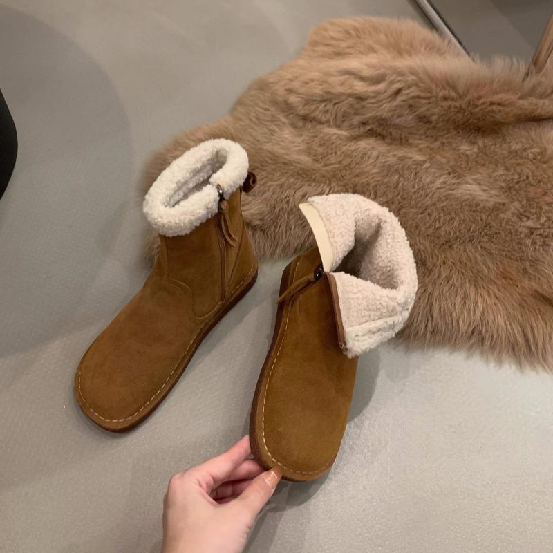 Product Introduction of Winter New Flat Snow Boots Women's New Trend Mid Calf Boots Plus Warm Fashion Cotton Shoes Fur Leisure Footware 21