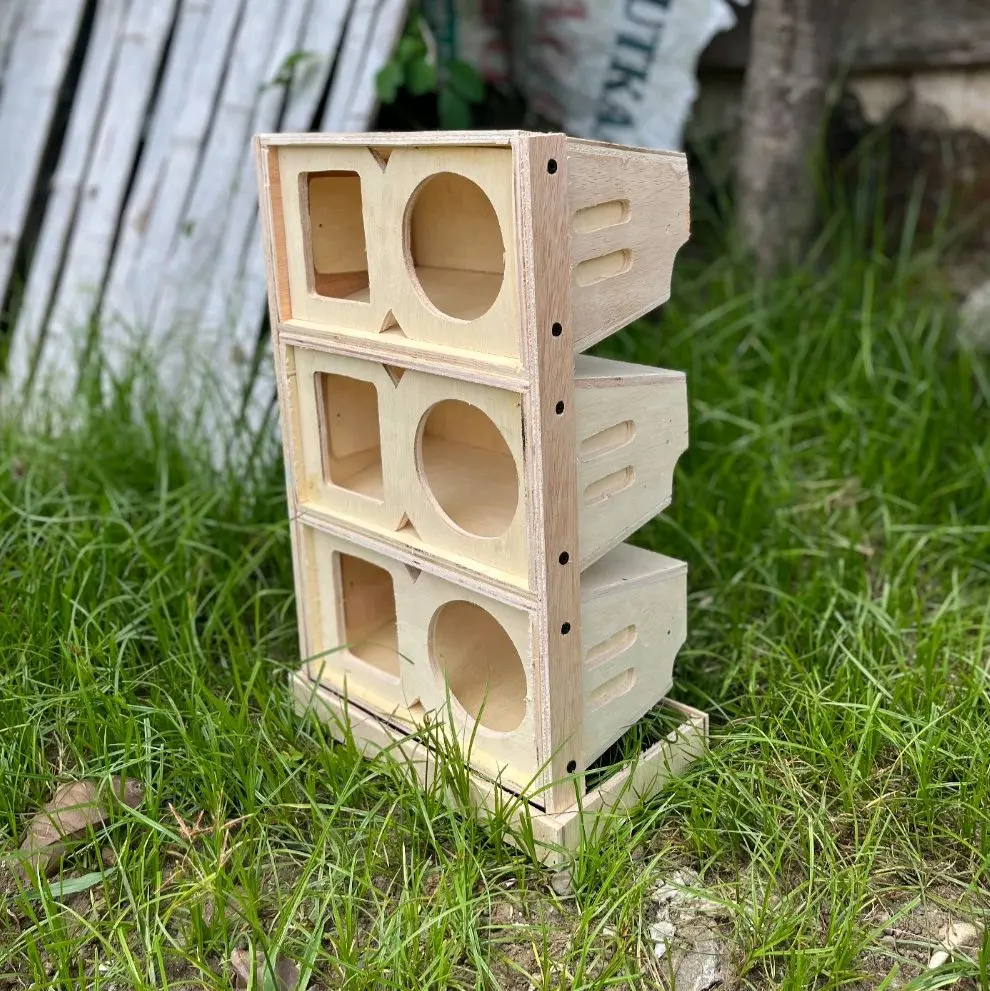 BOX LINE ARRAY 4 IN ISI 3 BIJI PLUS FLYBAR