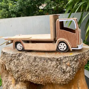 Miniatur skala 14 model TOWING, mantap