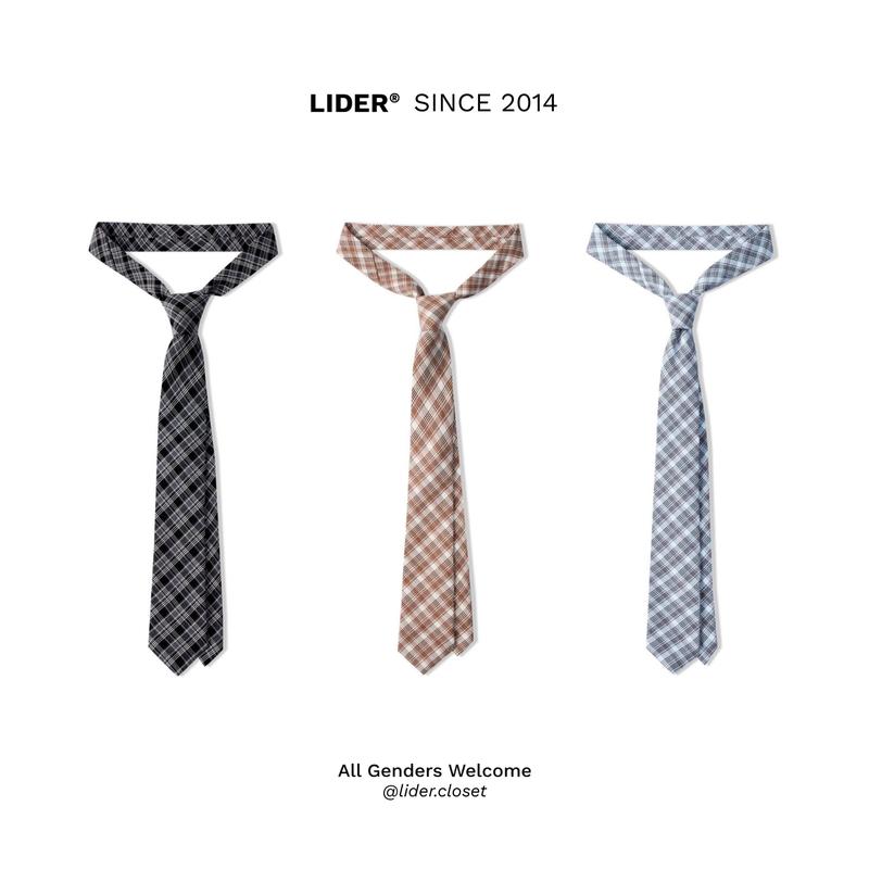 Cà Vạt Kẻ Sọc Caro Cổ Điển Bản 6cm LIDER CAROLINE TIE Voi