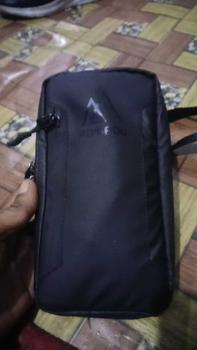 Product Review of Cluth bag megan Abigadu tas hp anti air slingphone waterproof hitam sling pouch pria wanita tas selempang multi pungsi  kedap air pouch handphone phone bag Slingbag from R**d 0