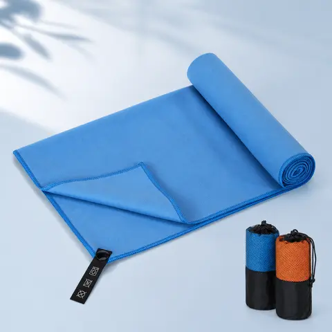 Toalla de microfibra de 75 × 150 cm, suave, ligera y de secado rápido. Alta absorción y fácil de transportar. Ideal para playa, gimnasio, alberca, viajes, yoga o uso diario. Disponible en colores variados. Resistente, práctica y cómoda para toda la familia.