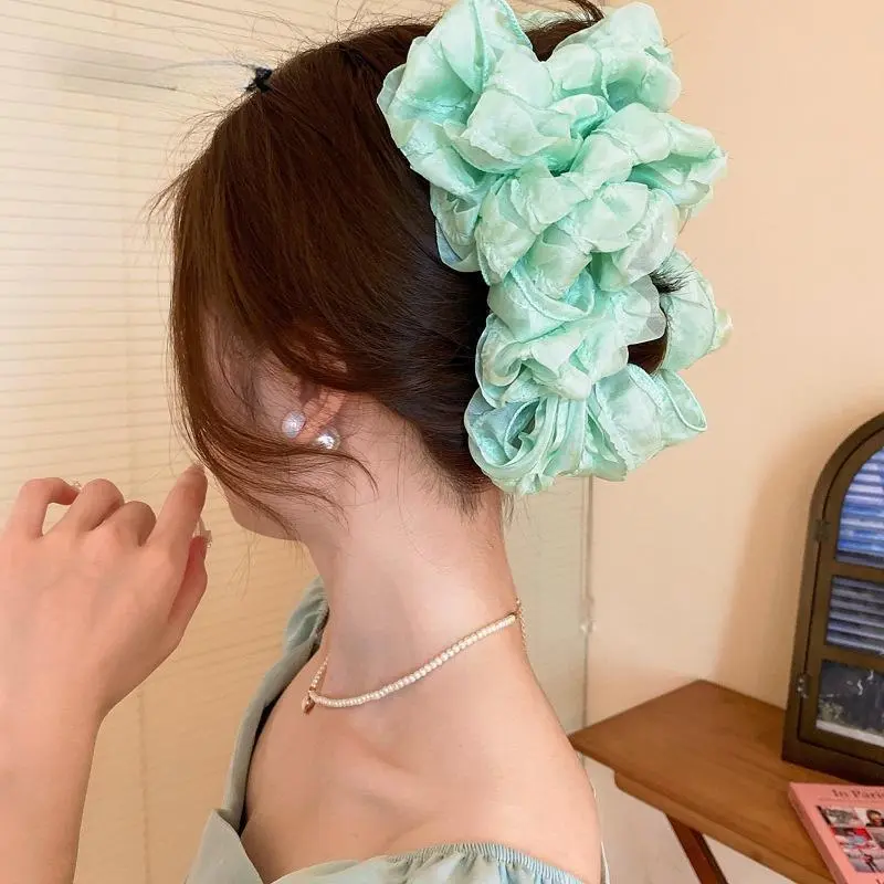 Kẹp Tóc Bong Bóng Xếp Ly Lông Mịn, Cỡ Lớn 13cm, Phong Cách Hàn Quốc, Kẹp Tóc Đám Mây Lông Mịn, Dễ Thương Và Thích Hợp Cho Các Hoạt Động Ngoài Trời Của Phụ Nữ 3