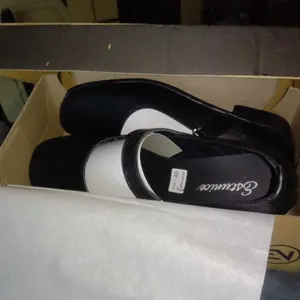 Estunice Sepatu Pantofel Wanita Paskibra Hitam Doff Dan Glossy Hak 3cm Sepatu Sekolah