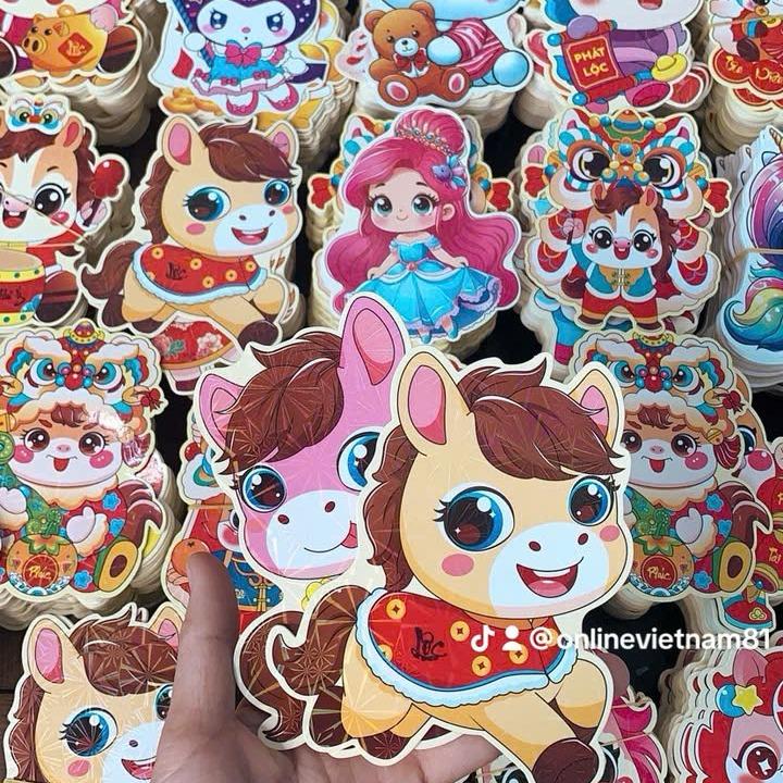 Sét 100 or 50 bao bao lì xì chipi phản quang tết 2026 mẫu mới hình ngựa cute labubu,kuromy,..bé trai gái rất thíchshop có tách sét 20 ,30,50 bao cho khách mua ít