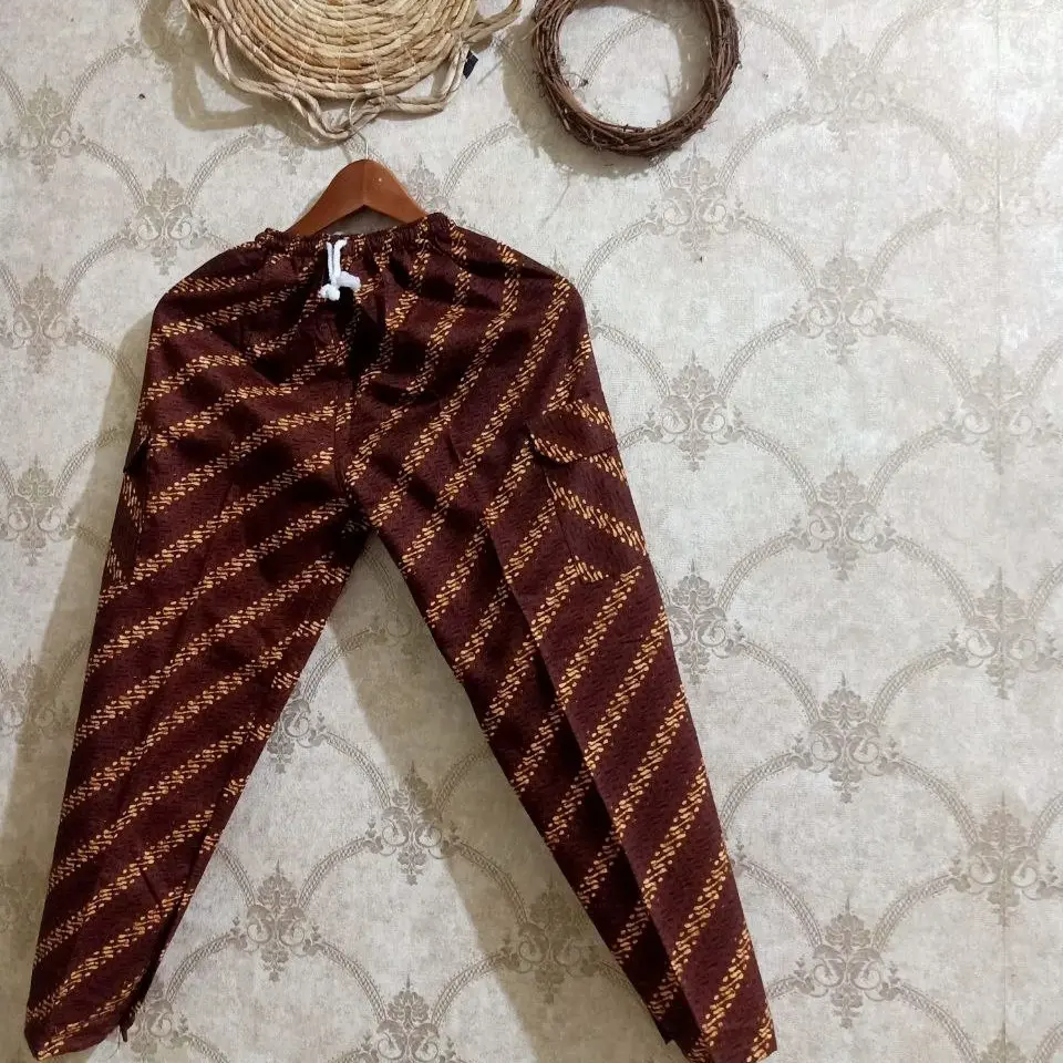 ukuran XL bisa pilih warna dan motif juga