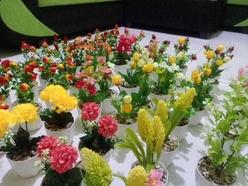 Product Introduction of paket 1 lusin 12 pcs bunga plastik mini.ornamen bunga dekorasi rumah model RANDOM Vas Buah 6