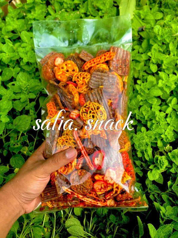 krupuk seblak campur mix 1 kg Kerupuk Seblak Beton Sisir Kerupuk Rafael Asbes Renyah Pedas Cemilan pedas Makaroni sebring