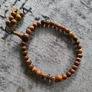Tasbih Kayu Iksir 8 mm, 33 Butir, Tasbih Kayu Iksir Unik dan Berkhasiat.