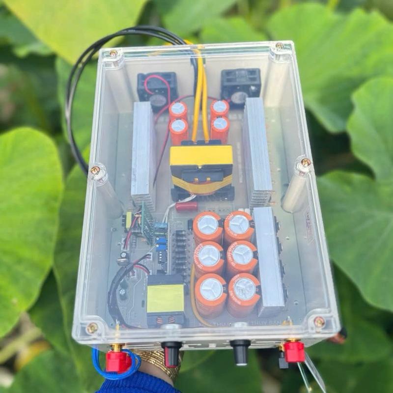 Máy câu 16fet nhỏ igbt E55 auto nguồn nước  mặn ngọt lợ phèn tạp chất sâu 3 - 4m chuyên 1 vợt. (Đơn sàn k được kiểm hàng ạ)