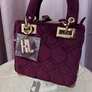 Bloom exclusive edition garnet