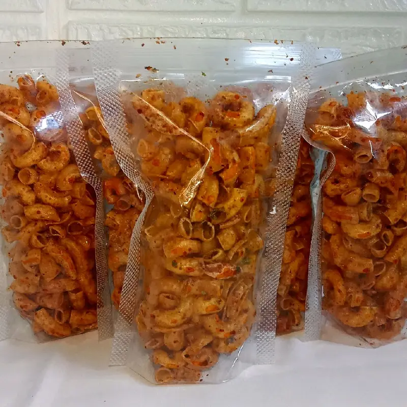3pcs makaroni bantet varian pedas daun jeruk 1