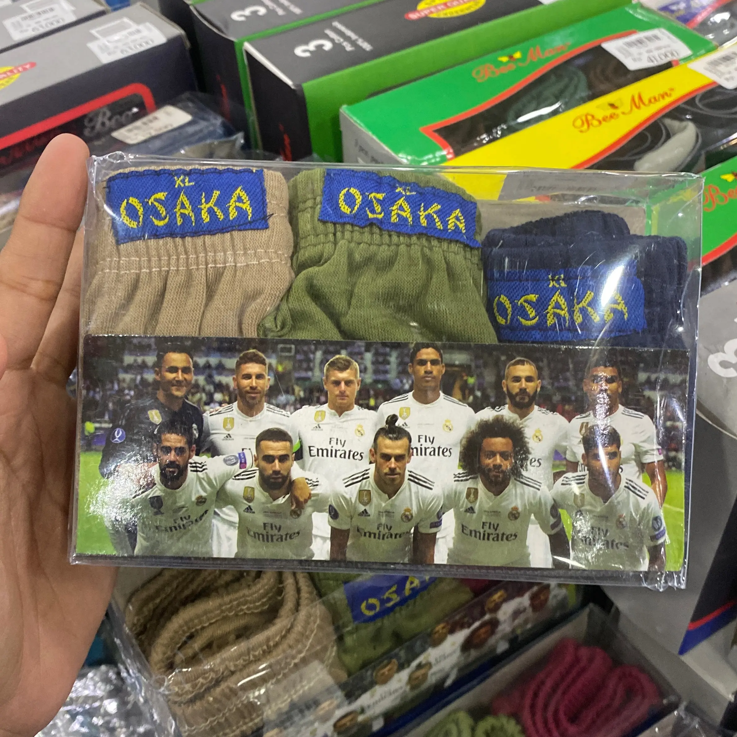 Celana dalam pria dewasa osaka