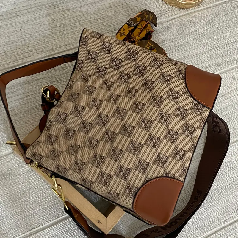 Tas Mewah Tas Slempang Wanita Bucket Bag T84016 4