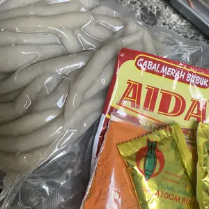 Cicos atau petrik Jajanan jadul snack SD pedas Makanan kering atau setengah matang