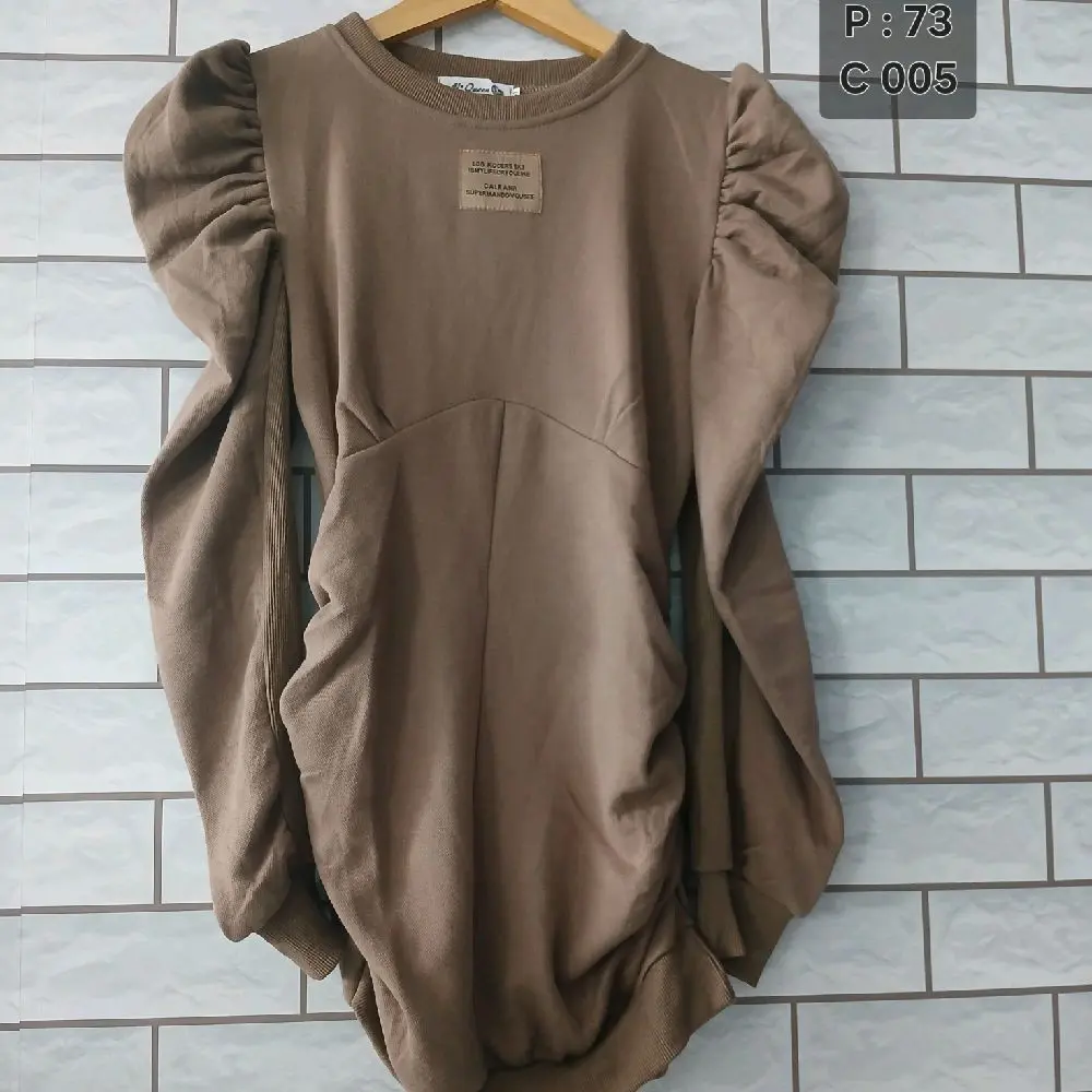 C005/Atasan wanita import size M /warna coklat Cewek Baju Casual