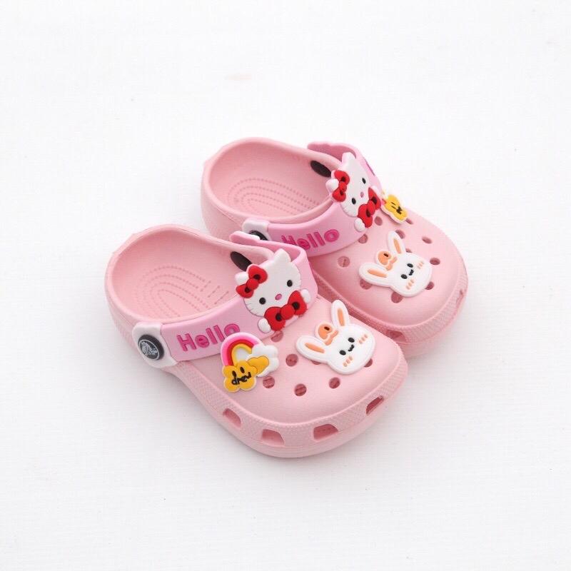Sandal anak Bae clog Jibbitz HelloKitty Import 4
