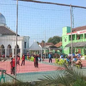 JARING PENGHALANG LAPANGAN 5X30 UNTUK BOLA VOLY DAN SEPAK BOLA ATAU FUTSAL BISA JUGA DI GUNAKAN UNTUK PAGAR HALAMA Voli