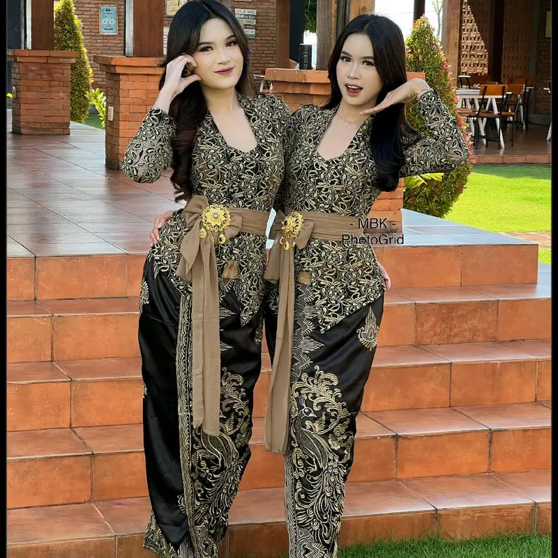KEBAYA BROKAT ALEXA PANJANG DAN PENDEK 6