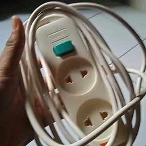 [HAO] Stop Kontak Kabel 2/3/4/5 Lubang&1.5/3M/STOP KONTAK GEPENG SNI/CAHAYA SC-752/3/4/5 Saklar S75