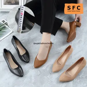 Sepatu Wanita Sepatu Pantofel Karet Jelly Sepatu Kerja Shoes Hak 4 cm Hitam Heels SFC17