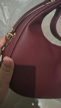 Product Review of ALINSKA SHOULDERBAG Kulit PU Tas Bahu Wanita Selempang Slingbag Cewek from z**e 0