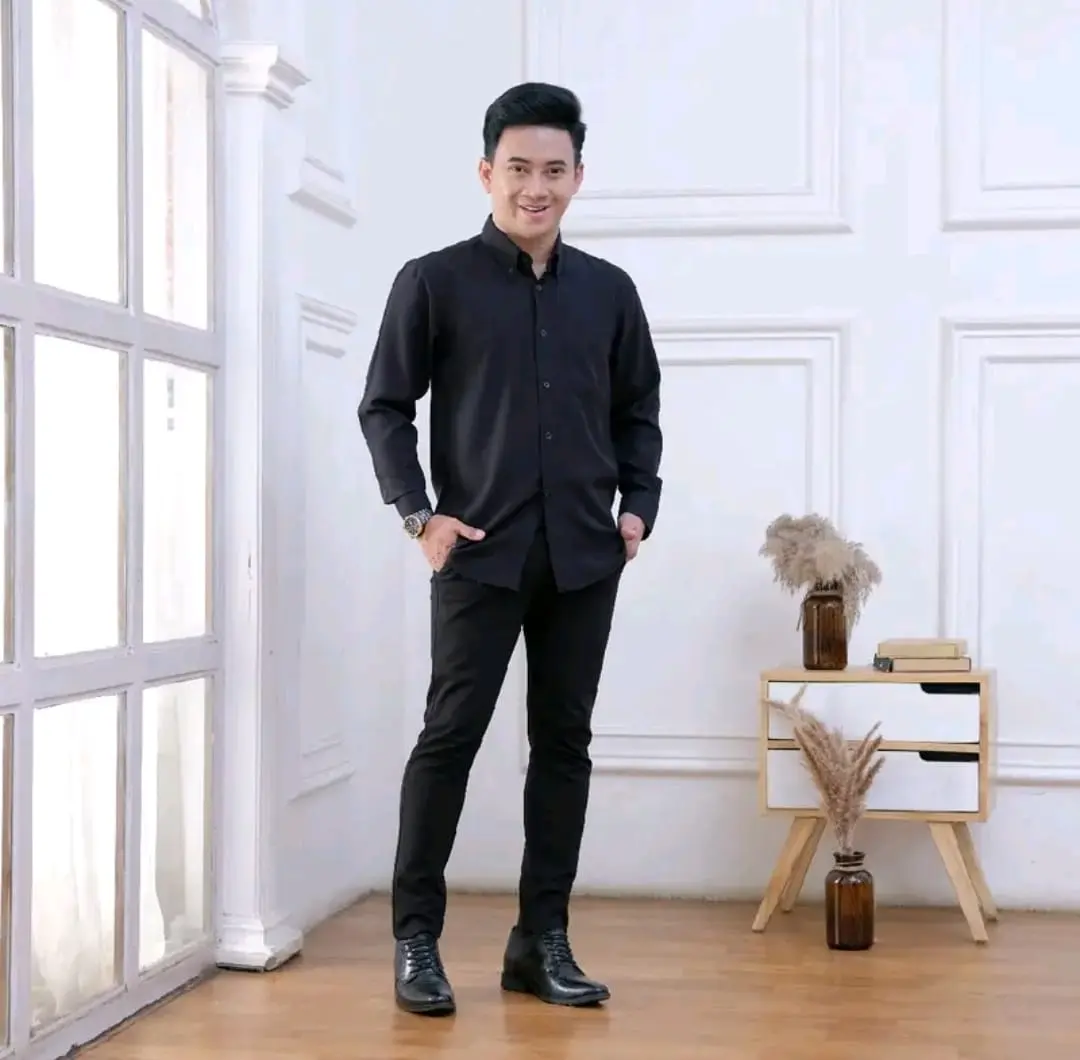 Kemeja Polos Formal Hitam Pria Ninehill Baju Kantor