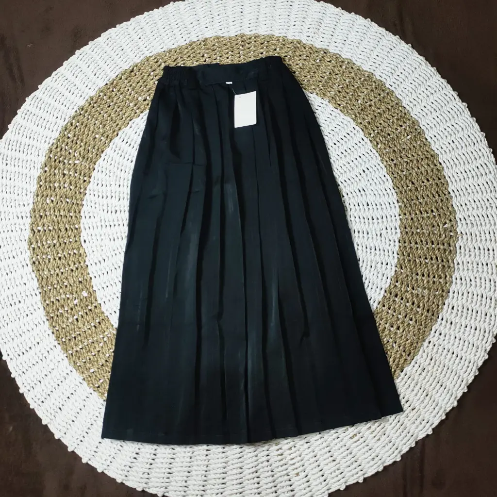 COD ROK HITAM SD/MI/ MADRASAYAH MODEL RA(REMPEL ATAS) ROK PLISKET FULL BAHAN KATUN DRILL Nyaman Tebal Panjang Maxi Basic