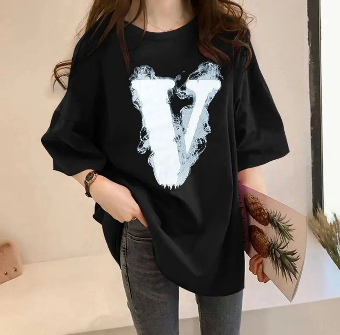 Kaos Oversize Wanita T-shirt | Kaos Distro Wanita | Kaos Kekinian | Kaos Oversize Unisex | Kaos Oversize Cotton Combed Motif Nyaman Santai Lembut