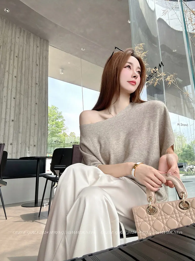Y.Slant Shoulders, Bat-Sleeve, Slouchy Knits Top Knitwear Womenswear