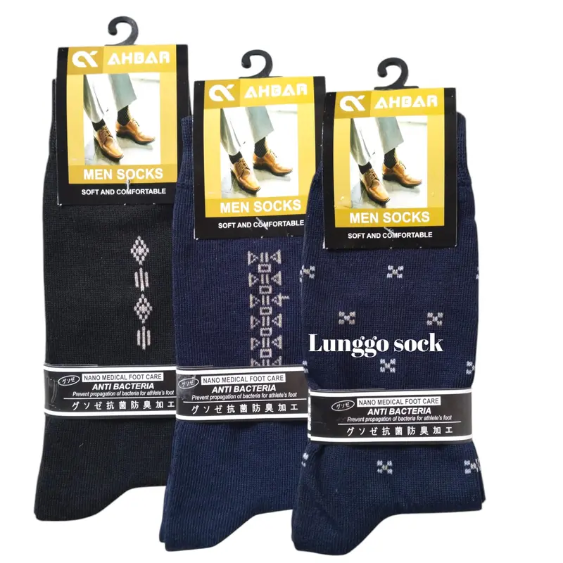 3 Pasang Kaos Kaki Panjang Pria Tebal Antibakteri Motif Hitam Dewasa Unisex Nyaman Katun 2
