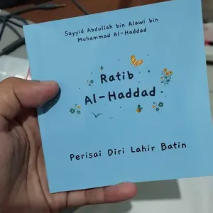 Buku Amalan dan Doa: Mengatasi Masalah Kehidupan (Karir, Cantik Luar Dalam, Hubungan, Dzikir & Wirid, Ramadhan, Rathib Al Hadad, Shalawat & Asmaul Husna, Ratib Al-Attas) Soft Cover Quran