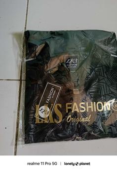 Product Review of Kemko sultan atau  Koko tangan pendek  Atasan Pria Dewasa motif etnik depan kancing vareasi bahan  Katun embos berkualitas terbaik Nyaman di pakai Baju Hitam from 1**5 1