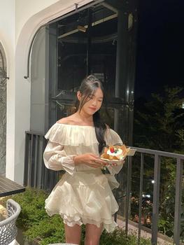 Product Review of Set Áo Tơ Bèo Trễ Vai Phối Chân Váy Xoè Tầng from y**i 0